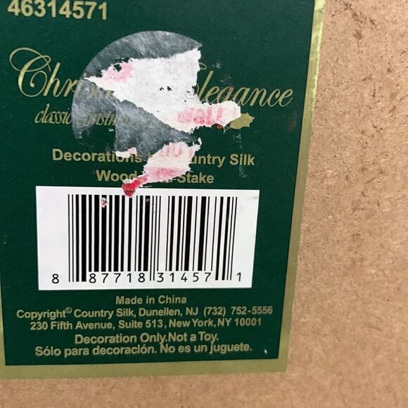 Christmas Elegance Bundle of four farmhouse look ornaments/door decor. - Picture 4 of 5